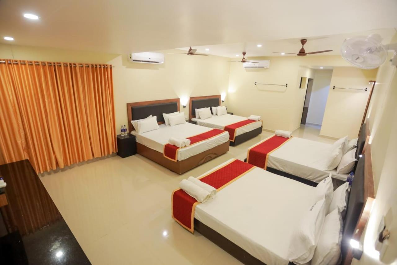 Hotel Sri Devi Kanyakumari Exteriör bild